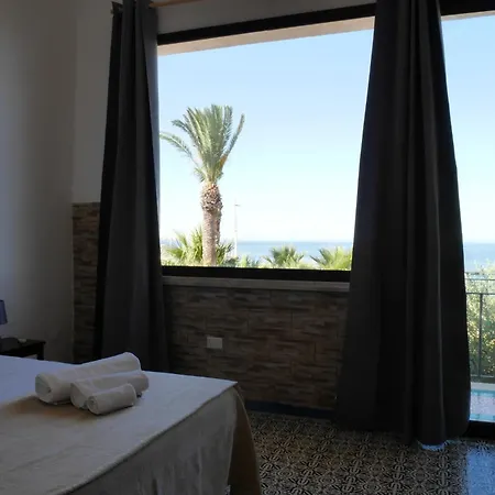 Al Vecchio Pontile Bed and Breakfast Marsala Esterno foto
