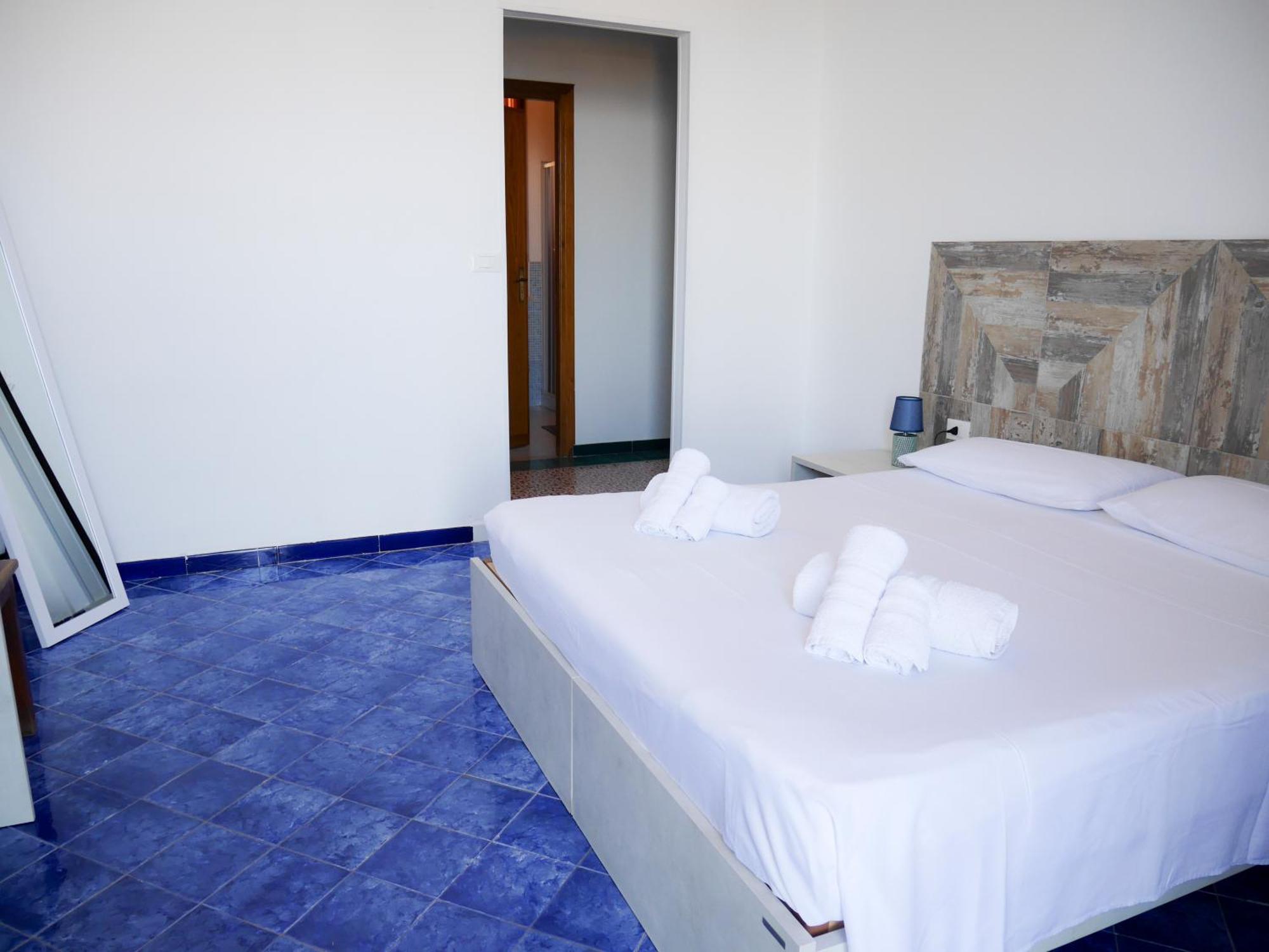 Bed & Breakfast Al Vecchio Pontile B&B Relax Fronte Mare A Marsala 3*